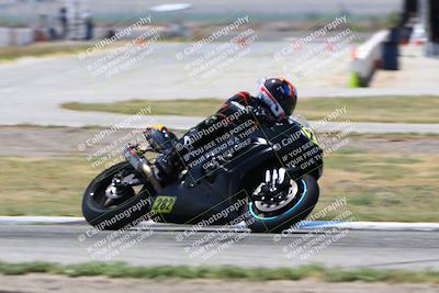 media/May-04-2025-CRA (Sun) [[aa98c8d4fa]]/Races/Race 8/